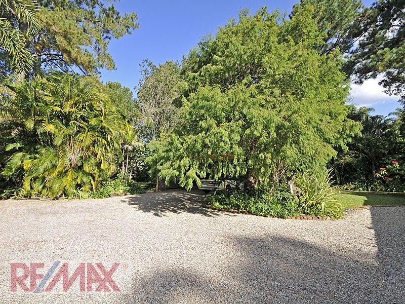 128 Bray Road, Lawnton QLD 4501