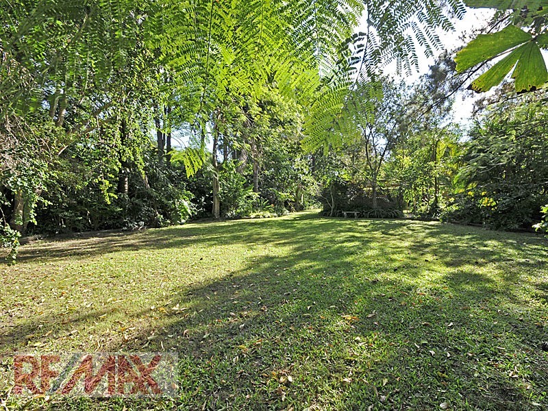 128 Bray Road, Lawnton QLD 4501