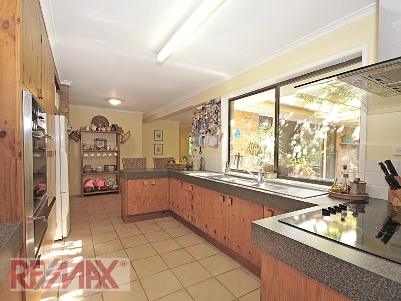 128 Bray Road, Lawnton QLD 4501