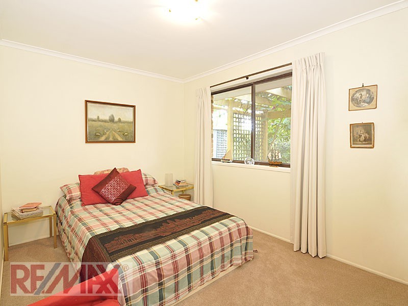 128 Bray Road, Lawnton QLD 4501