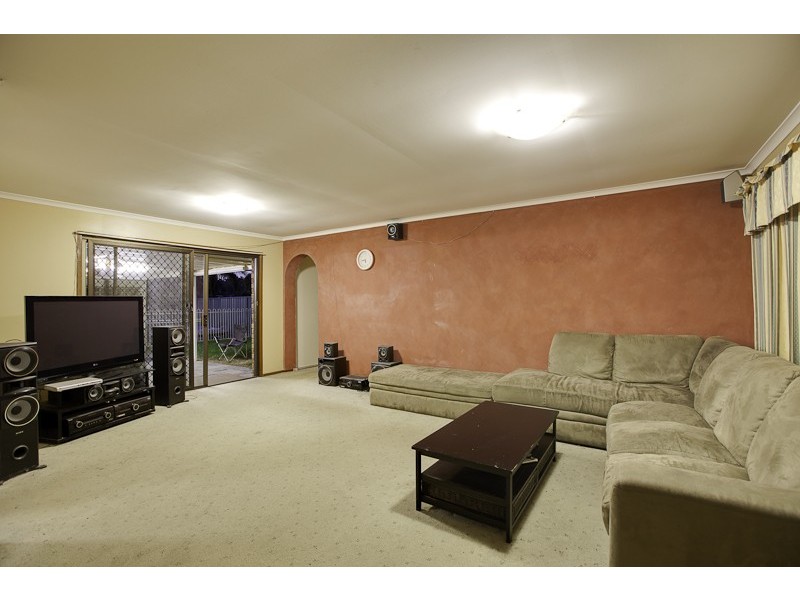 91 FRENCHS RD, Petrie QLD 4502