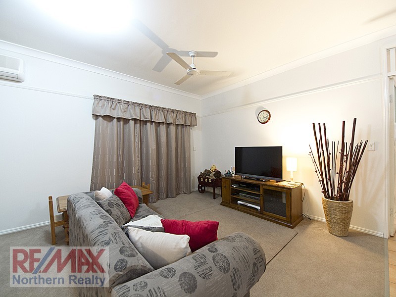 111 Saraband Dve, Eatons Hill QLD 4037