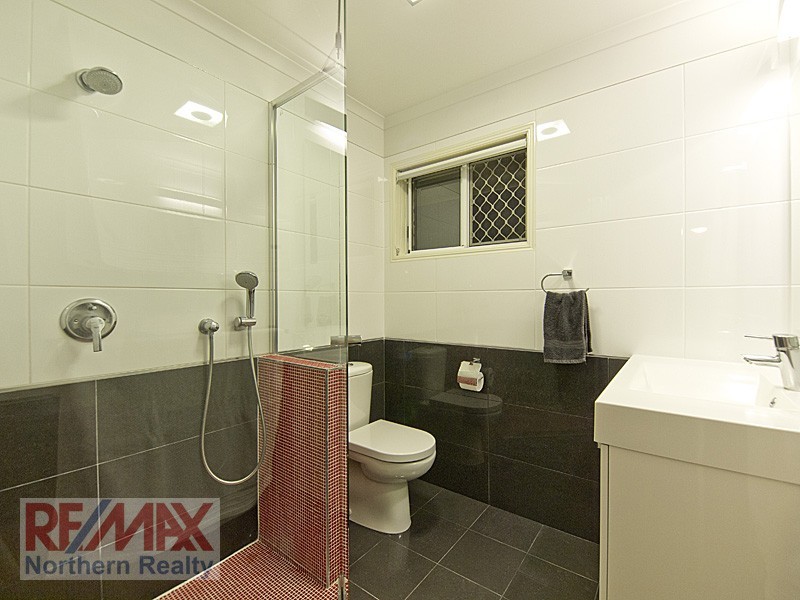 3 Dove Court, Albany Creek QLD 4035