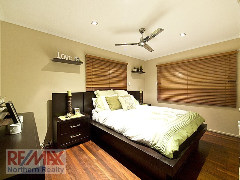 9 Doonside Pde, Brendale QLD 4500