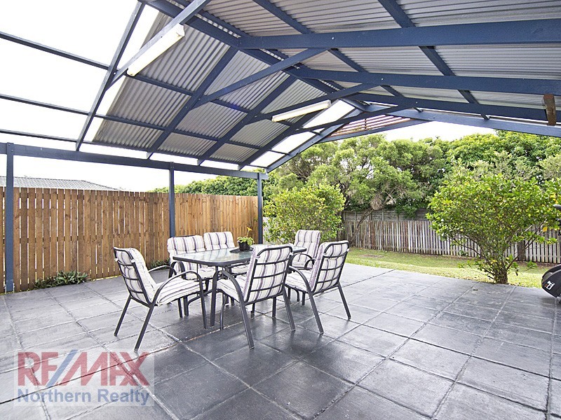 16 TANAGER STREET, Albany Creek QLD 4035