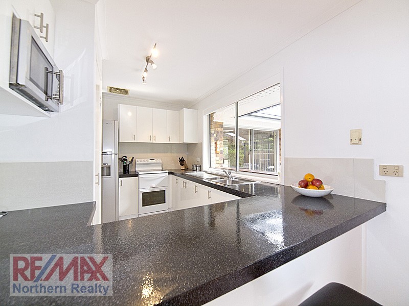 16 TANAGER STREET, Albany Creek QLD 4035