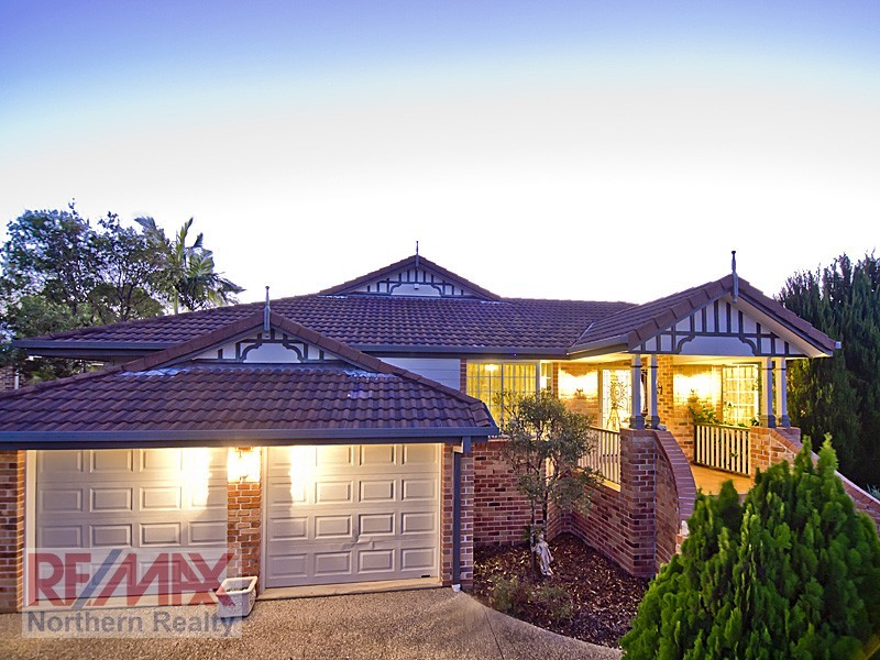 8 SILKYOAK WAY, Albany Creek QLD 4035