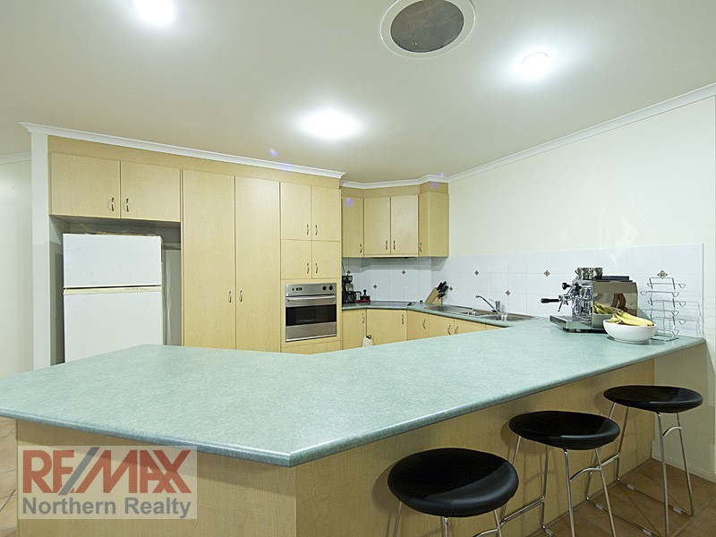 8 SILKYOAK WAY, Albany Creek QLD 4035