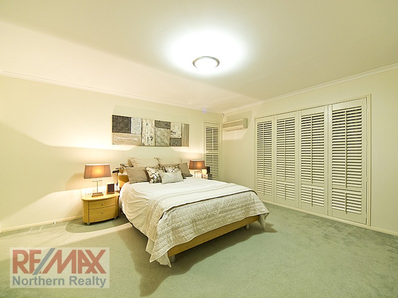 8 SILKYOAK WAY, Albany Creek QLD 4035