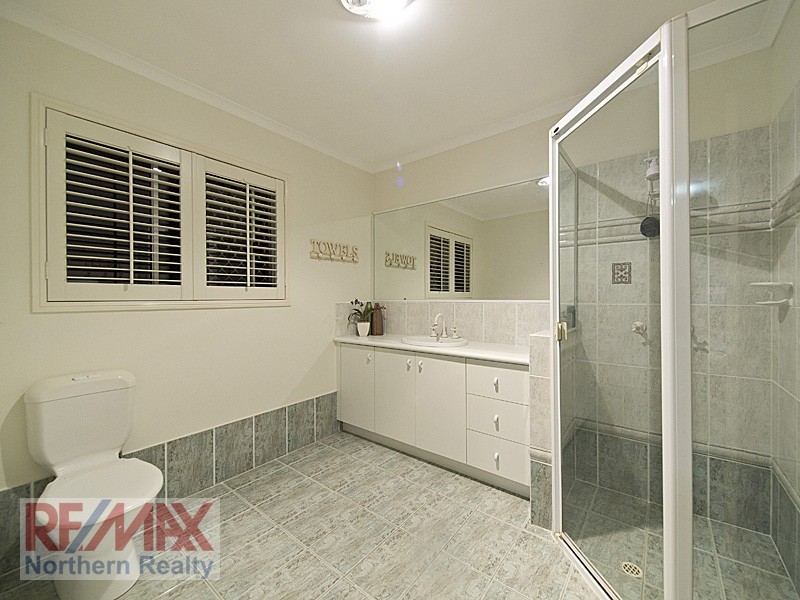 8 SILKYOAK WAY, Albany Creek QLD 4035