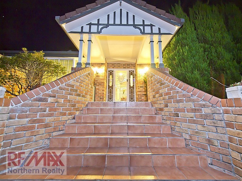 8 SILKYOAK WAY, Albany Creek QLD 4035