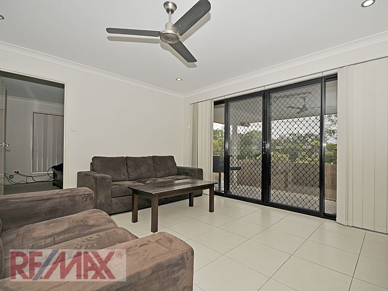 25 Homeland Cr, Warner QLD 4500