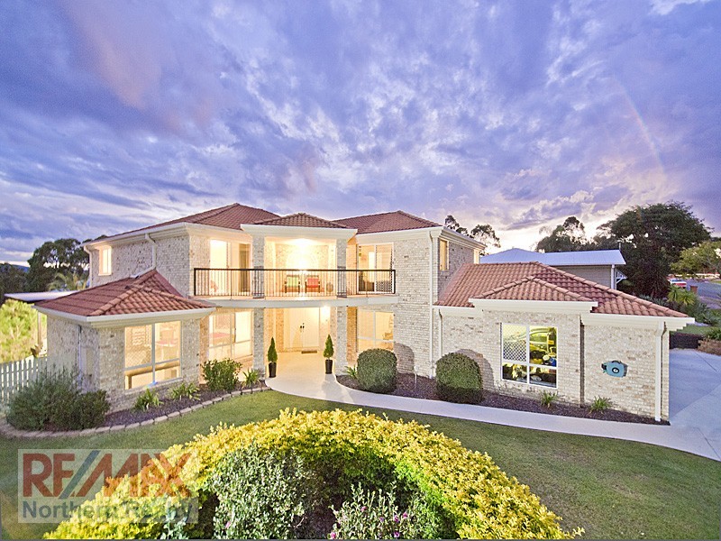8 Corso Street, Eatons Hill QLD 4037