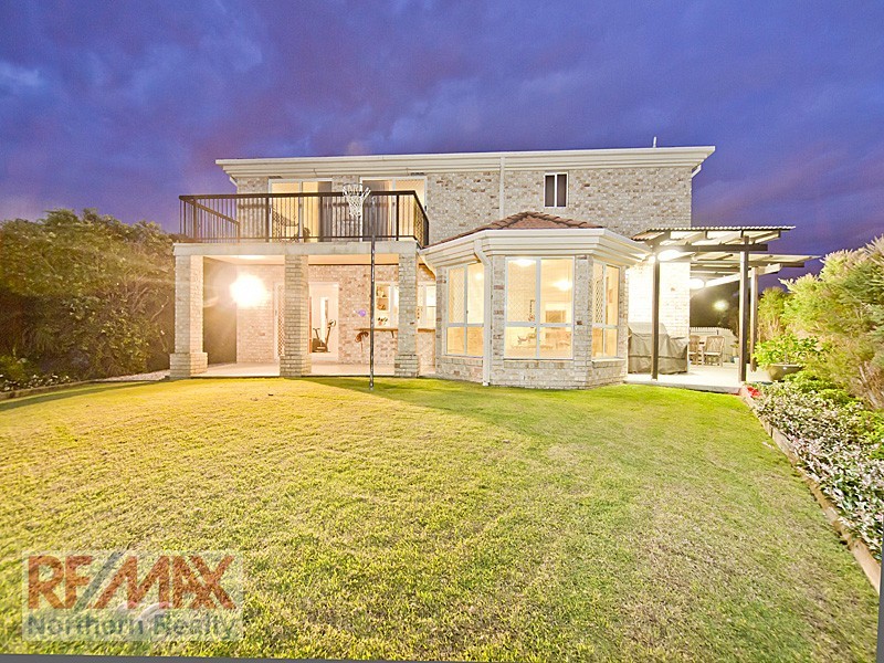 8 Corso Street, Eatons Hill QLD 4037