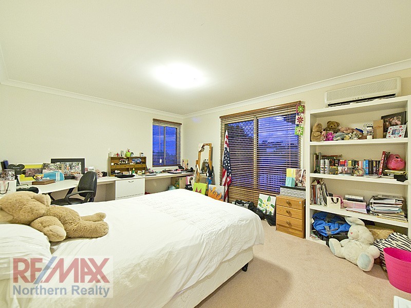8 Corso Street, Eatons Hill QLD 4037
