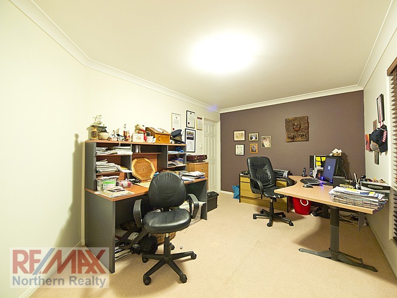 8 Corso Street, Eatons Hill QLD 4037