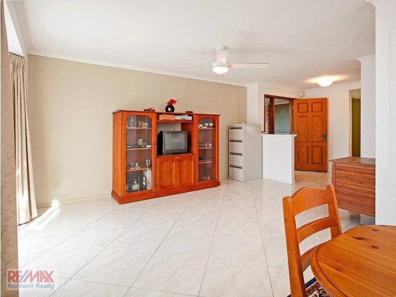 3 Eaton Place, Eatons Hill QLD 4037