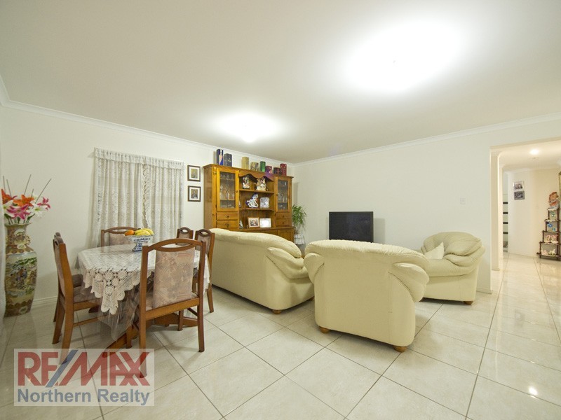 39 Hillary Dr, Warner QLD 4500