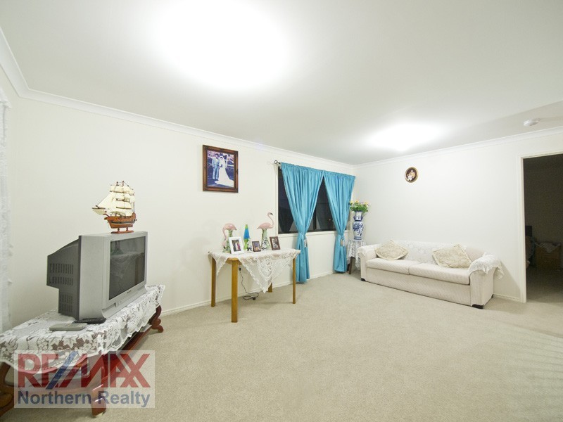 39 Hillary Dr, Warner QLD 4500