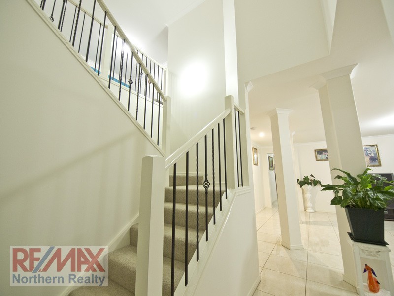 39 Hillary Dr, Warner QLD 4500