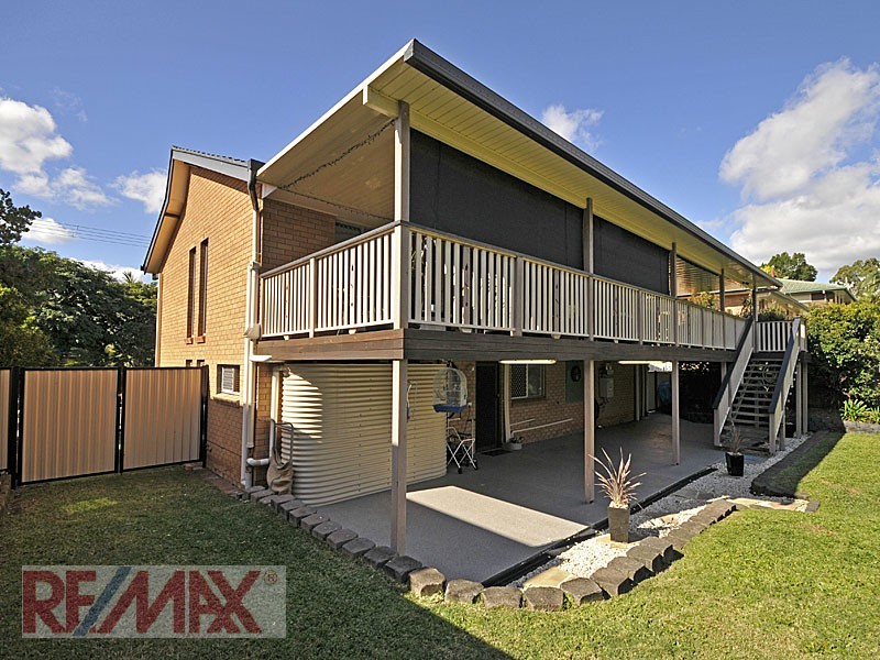 7 Strathford Ave, Albany Creek QLD 4035