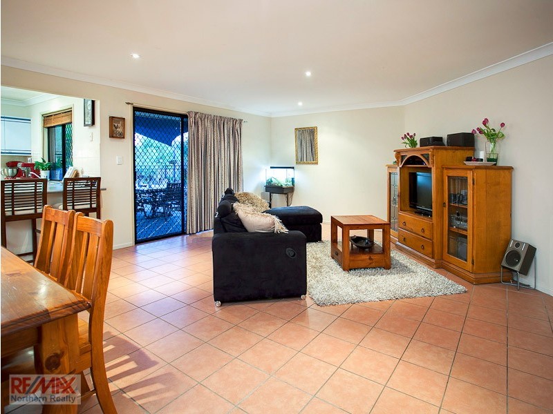 23 Hayward Ave, Cashmere QLD 4500