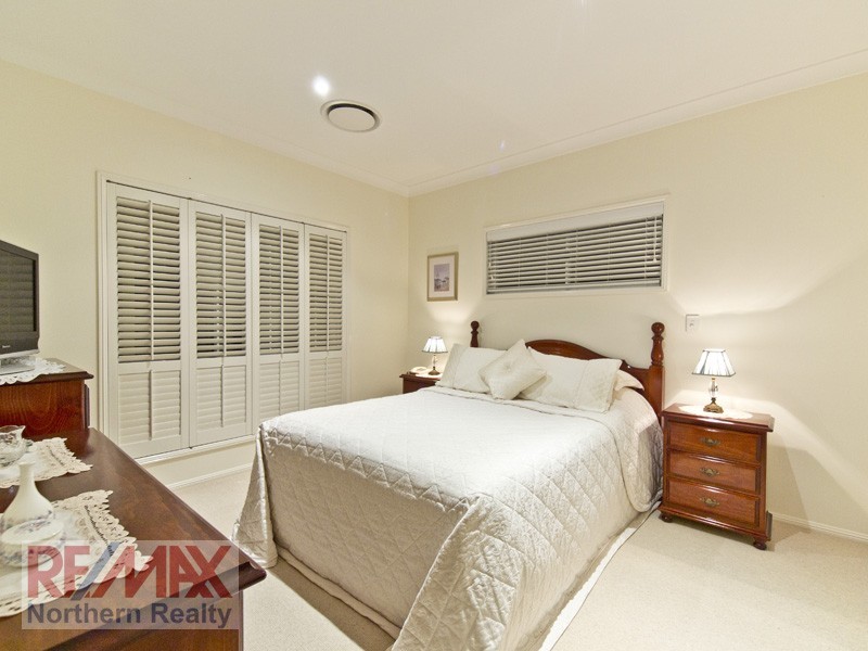 3 Bellbird Ct, Warner QLD 4500