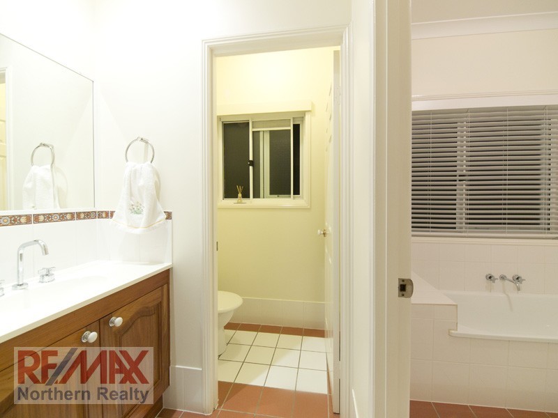 3 Bellbird Ct, Warner QLD 4500