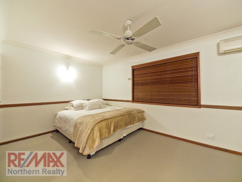 20 Sunblest Court, Eatons Hill QLD 4037