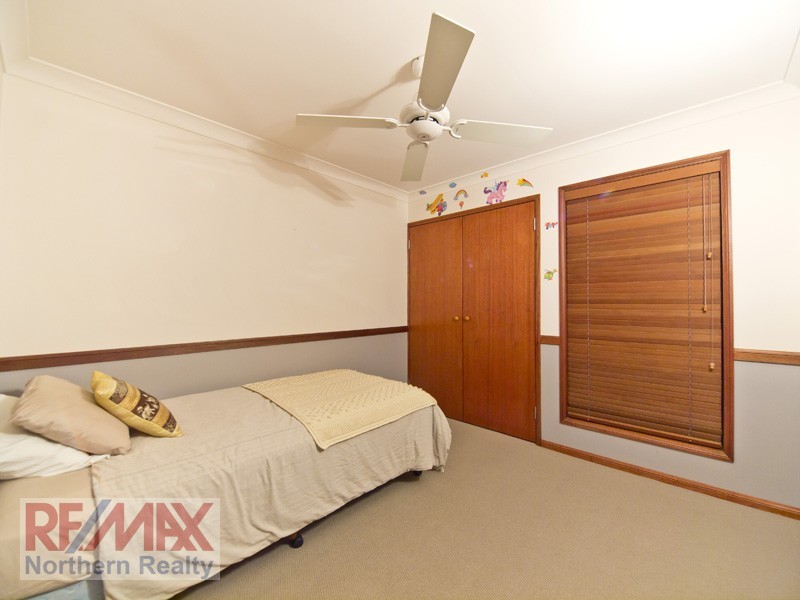 20 Sunblest Court, Eatons Hill QLD 4037