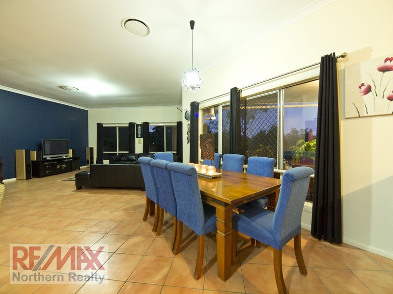 3 Fairy Place, Eatons Hill QLD 4037
