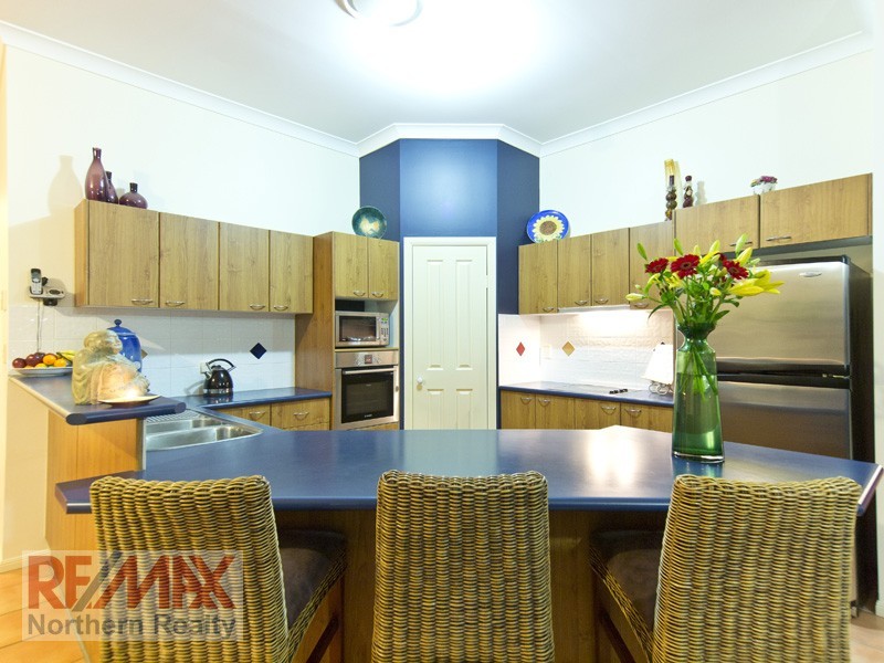 3 Fairy Place, Eatons Hill QLD 4037