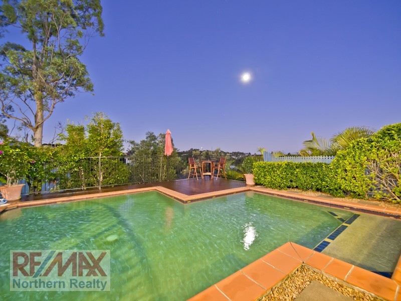 3 Fairy Place, Eatons Hill QLD 4037