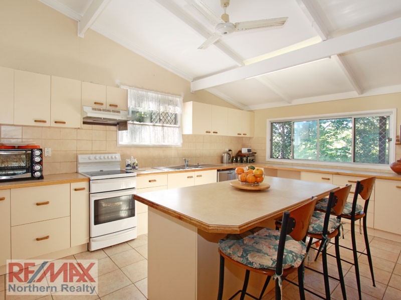 46 View Crescent, Arana Hills QLD 4054