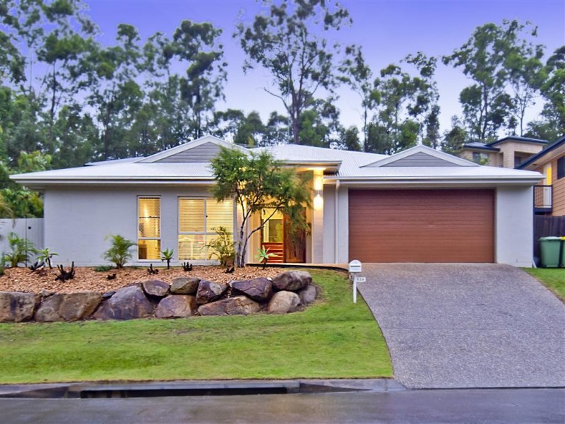 158 Saraband Dr, Eatons Hill QLD 4037