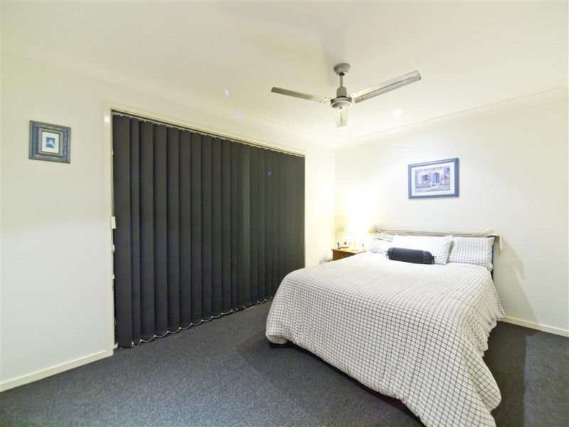 158 Saraband Dr, Eatons Hill QLD 4037