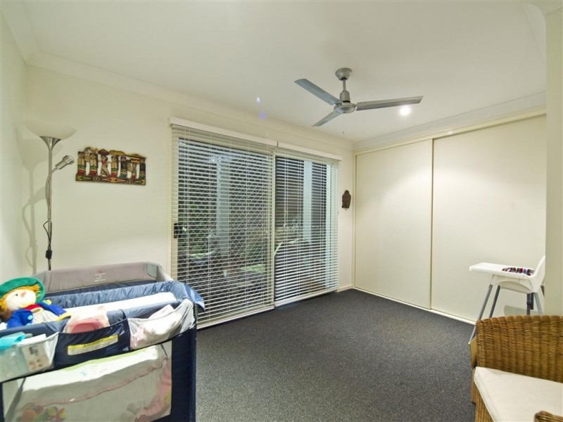 158 Saraband Dr, Eatons Hill QLD 4037