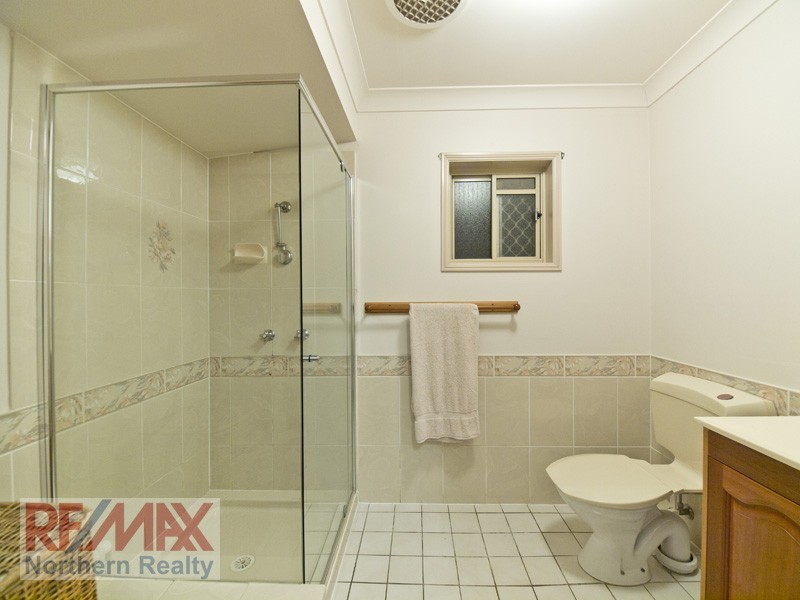 18 Milford Court, Eatons Hill QLD 4037