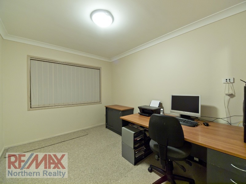 18 Milford Court, Eatons Hill QLD 4037