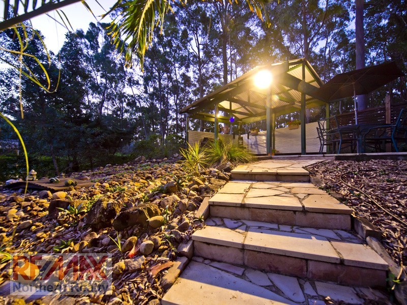 18 Milford Court, Eatons Hill QLD 4037