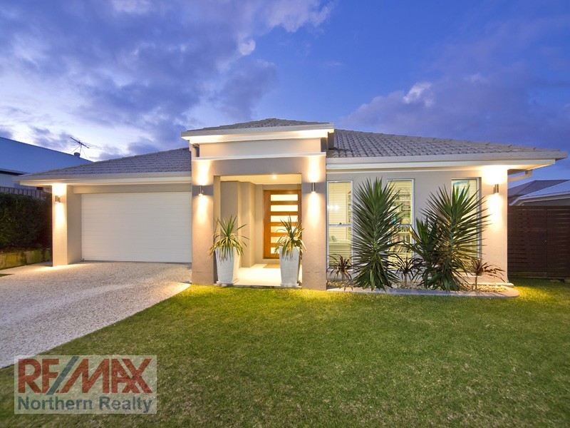 27 Crossing Drive, Eatons Hill QLD 4037