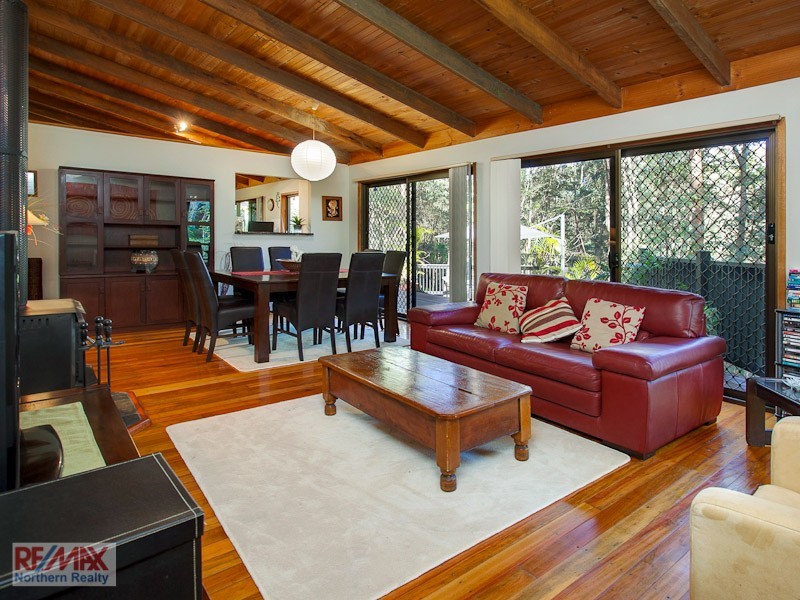 21 Buranda Road, Clear Mountain QLD 4500