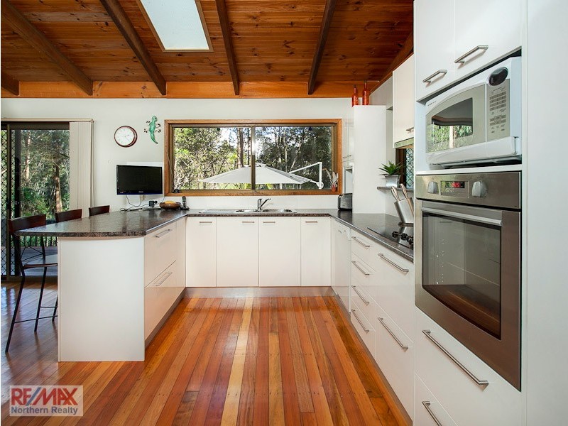 21 Buranda Road, Clear Mountain QLD 4500