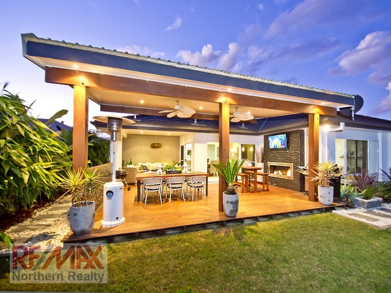 8 Carrybridge Ct, Warner QLD 4500