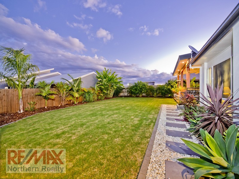 8 Carrybridge Ct, Warner QLD 4500