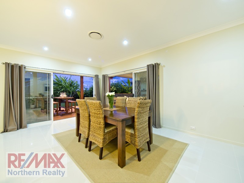 8 Carrybridge Ct, Warner QLD 4500