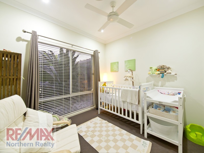 8 Carrybridge Ct, Warner QLD 4500