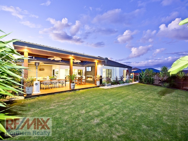 8 Carrybridge Ct, Warner QLD 4500