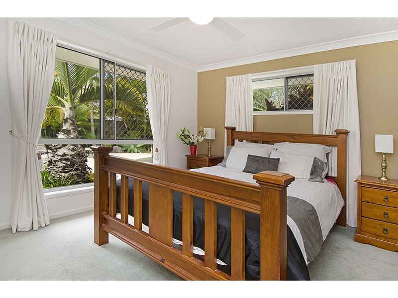 17 Power Place, Bridgeman Downs QLD 4035