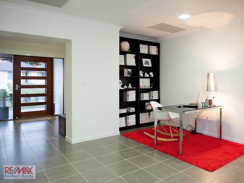 5 Koel Court, Warner QLD 4500